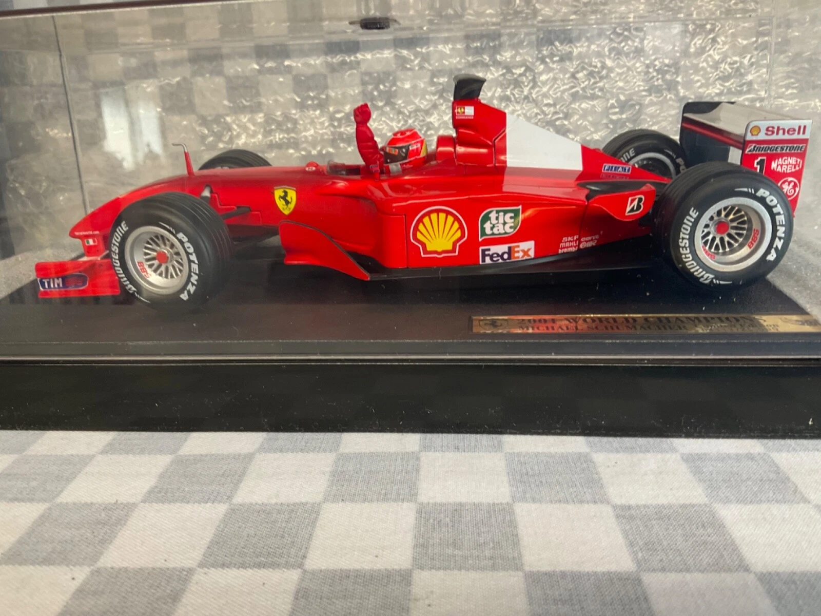 Hot Wheels Ferrari F2001 #1 Michael Schumacher World Champion 2001