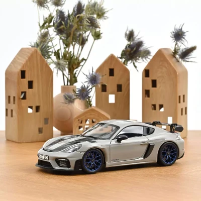 Norev Porsche Cayman GT4 RS w/Weissach Pack 2023 Chalk