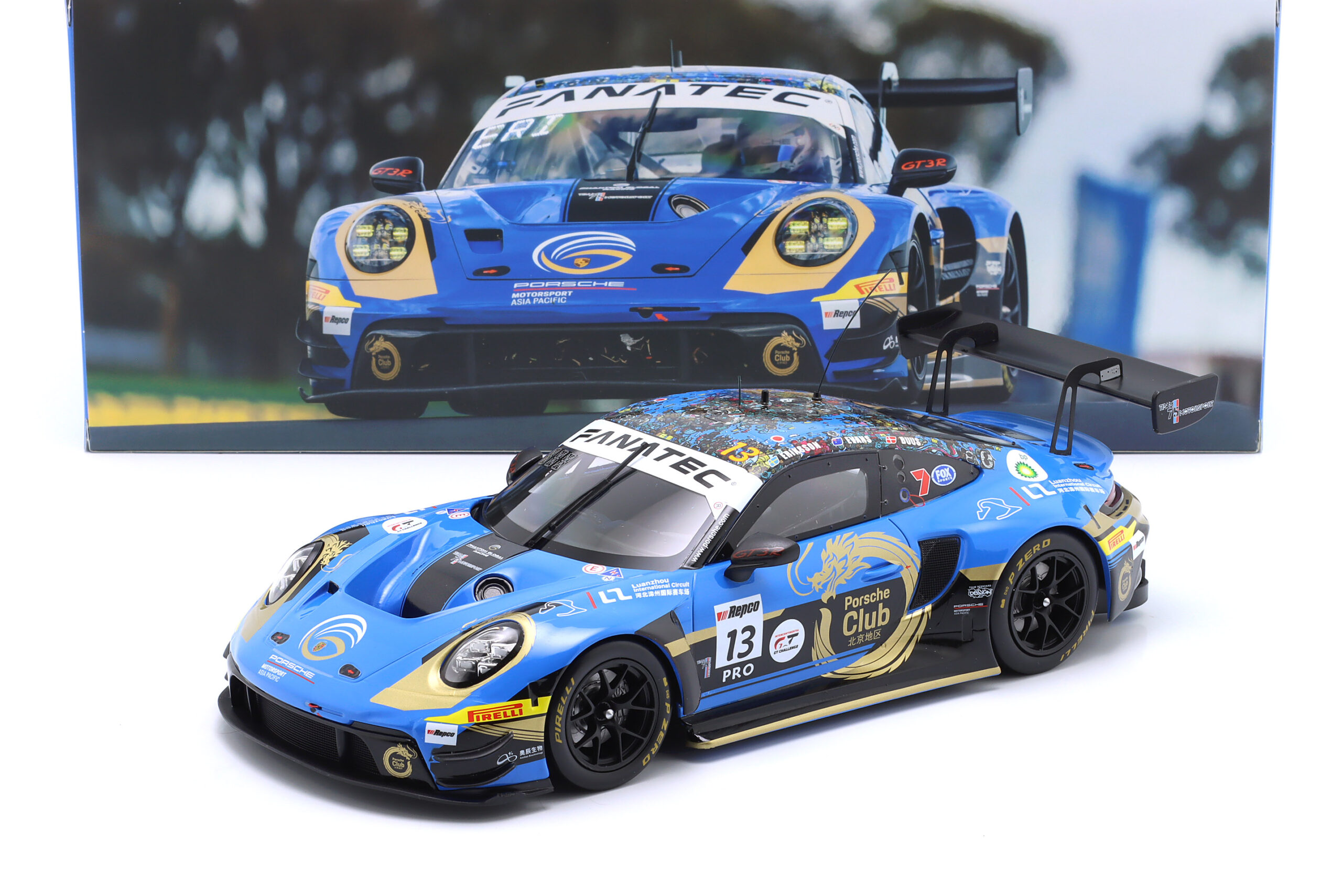 IXO Porsche 911 GT3 R #13 Phantom Global Racing 12h Bathurst 2024